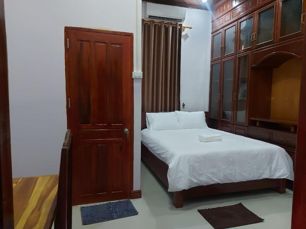 Inthavong Hotel/Guest House Vang Vieng Exterior foto